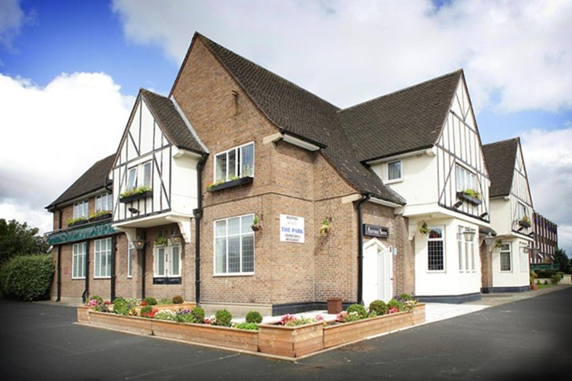 The Park Hotel Sefton Exterior photo