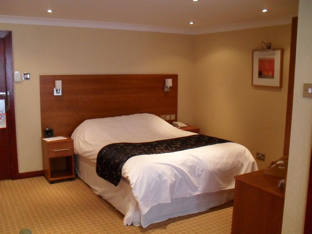 The Park Hotel Sefton Exterior photo